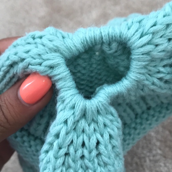 Messy Bun Beanie - Picture 4 of 4